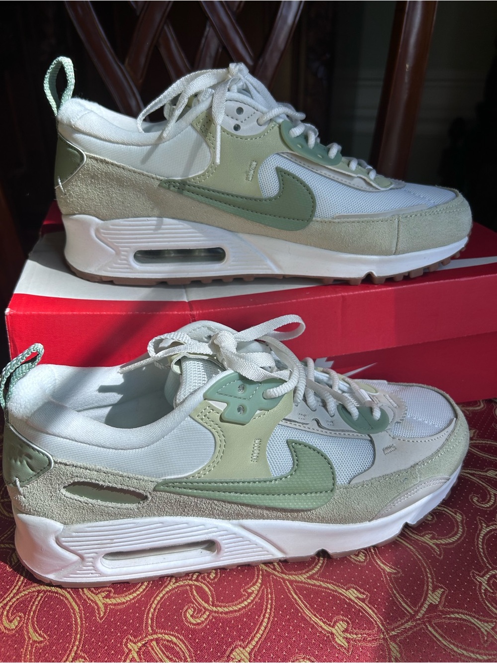 Nike Air Max 90 Futura Olive Aura Oil Green Women’s Sneaker 7.5 - Picture 2 of 13